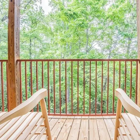 Sasquatch Lodge D Gatlinburg Exterior photo